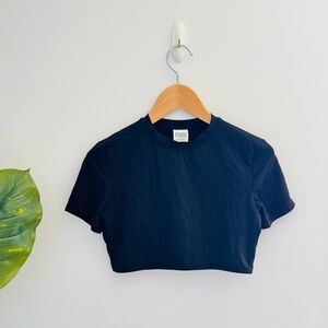 VS PINK | Black Short Sleeve Cropped Tee Size Large